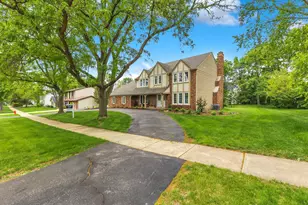 967 W Bauer Rd, Naperville, IL 60563 - Photo 1