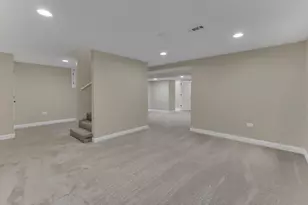 967 W Bauer Rd, Naperville, IL 60563 - Photo 32
