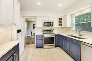 2115 Hitching Post Ln, Schaumburg, IL 60194 - Photo 8