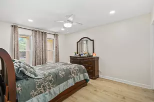 2130 Country Club Dr, Woodridge, IL 60517 - Photo 18