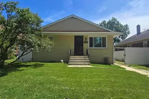 908 Oakland Ave, Joliet, IL 60435 - Photo 1