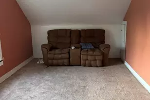 1315 N Broadway St, Joliet, IL 60435 - Photo 8