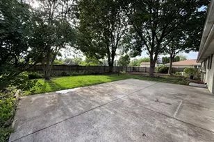 613 Fairlane Dr, Joliet, IL 60435 - Photo 4