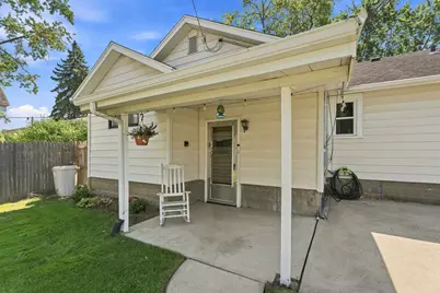 626 E Division Street, Lockport, IL 60441 - Photo 26