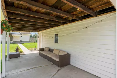 626 E Division Street, Lockport, IL 60441 - Photo 34