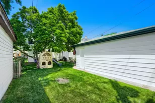 3811 W 110th St, Chicago, IL 60655 - Photo 16