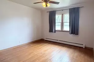 9036 Roach Ave, Brookfield, IL 60513 - Photo 8