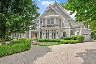 431 Woodland Park Ct, Hinsdale, IL 60521 - Photo 1