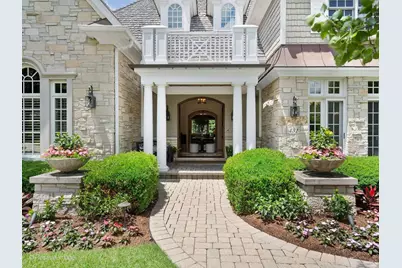 431 Woodland Park Court, Hinsdale, IL 60521 - Photo 4
