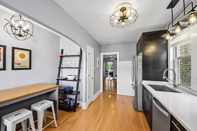 5643 N Campbell Avenue, Chicago, IL 60659 - Photo 12