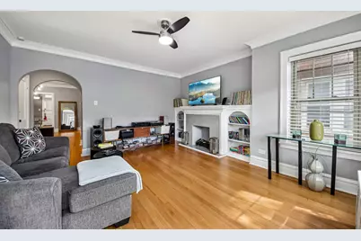 5643 N Campbell Avenue, Chicago, IL 60659 - Photo 24