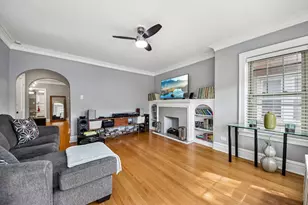 5643 N Campbell Ave, Chicago, IL 60659 - Photo 24