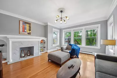 5643 N Campbell Avenue, Chicago, IL 60659 - Photo 8