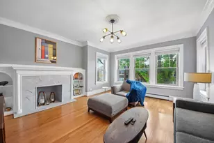5643 N Campbell Ave, Chicago, IL 60659 - Photo 8
