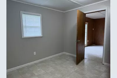 1165 Roselawn Drive, Paxton, IL 60957 - Photo 18