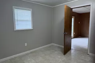 1165 Roselawn Dr, Paxton, IL 60957 - Photo 18