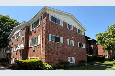 327 Wisconsin Avenue #6A, Oak Park, IL 60302 - Photo 1