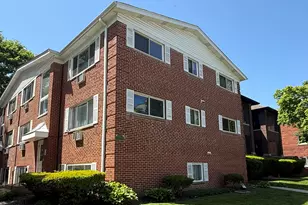 327 Wisconsin Ave, Oak Park, IL 60302 - Photo 1