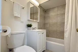 327 Wisconsin Ave, Oak Park, IL 60302 - Photo 12
