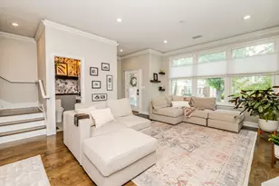 3238 N Pioneer Ave, Chicago, IL 60634 - Photo 8