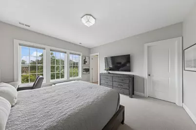 227 Burlington Avenue #2, Clarendon Hills, IL 60514 - Photo 20