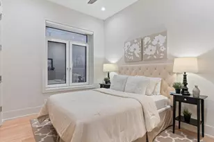 1356 W Walton St, Chicago, IL 60642 - Photo 24