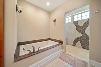 261 S Kenilworth Avenue, Glen Ellyn, IL 60137 - Photo 22