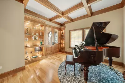 261 S Kenilworth Avenue, Glen Ellyn, IL 60137 - Photo 18