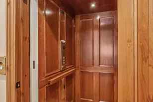 261 S Kenilworth Ave, Glen Ellyn, IL 60137 - Photo 4