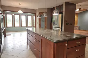 2707 Foxridge Run, Bloomington, IL 61704 - Photo 18