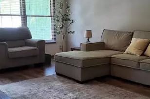 403 Forest View Dr, Genoa, IL 60135 - Photo 10