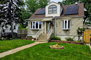 6240 W 87th St, Burbank, IL 60459 - Photo 1