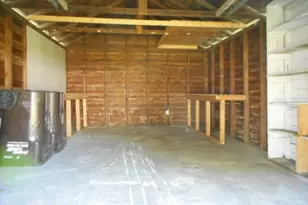 121 Lakewood Ave, Crystal Lake, IL 60014 - Photo 4