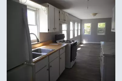 121 Lakewood Avenue, Crystal Lake, IL 60014 - Photo 8