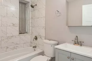 1002 N Avers Ave, Chicago, IL 60651 - Photo 12