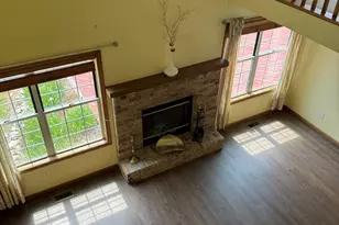 223 Williamsburg Ct, Montgomery, IL 60538 - Photo 14