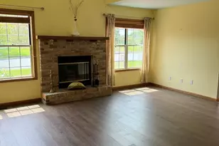 223 Williamsburg Ct, Montgomery, IL 60538 - Photo 18
