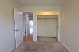 12 Parkside Ct, Vernon Hills, IL 60061 - Photo 10