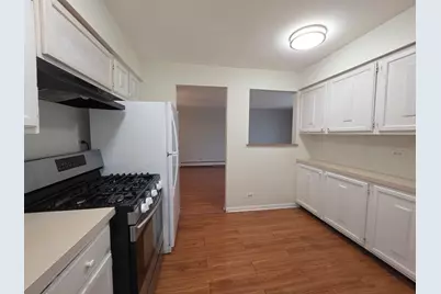 12 Parkside Court #10, Vernon Hills, IL 60061 - Photo 6