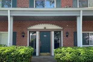 706 E Algonquin Rd, Arlington Heights, IL 60005 - Photo 1