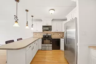 16 E Old Willow Rd, Prospect Heights, IL 60070 - Photo 6