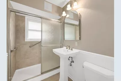 545 Claremont Avenue, West Chicago, IL 60185 - Photo 14