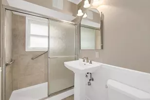 545 Claremont Ave, West Chicago, IL 60185 - Photo 14