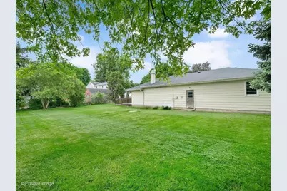 545 Claremont Avenue, West Chicago, IL 60185 - Photo 18