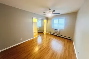 8152 Elmwood Ave, Skokie, IL 60077 - Photo 16