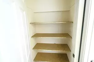 8152 Elmwood Ave, Skokie, IL 60077 - Photo 14