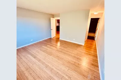 5306 N Cumberland Avenue #507, Chicago, IL 60656 - Photo 4