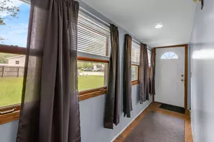 177 Windward, Lakemoor, IL 60051 - Photo 4