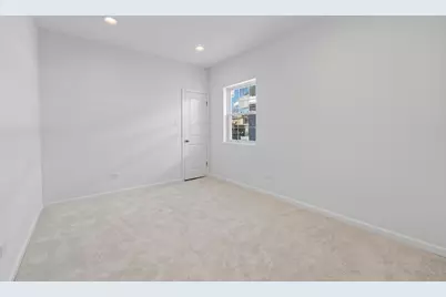 635 S 18th Avenue, Maywood, IL 60153 - Photo 18