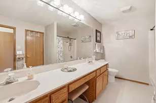 4705 Baccarrat Ct, Joliet, IL 60431 - Photo 14